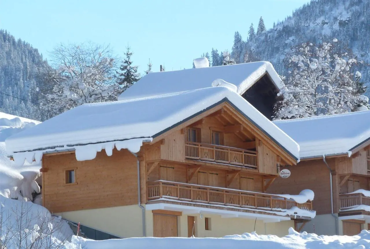Chalet Ambiance Montagne, 10 Personnes, 4 Chambres - Ch15 Beaufort  0*, Beaufort (Savoie) France